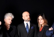 Una poltrona per Giulia. Donne in carriera e umanità surreali in scena al Tordinona Una poltrona per Giulia. Donne in carriera e umanità surreali in scena al Tordinona