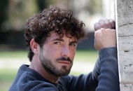 Francesco Bomenuto, unico italiano tra i protagonisti della soap 