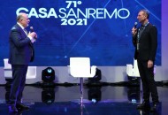 Casa Sanremo XIV edizione Amadeus in digitale dedica alle maestranze il taglio del nastro