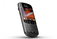 iPhone: un milione al giorno leva il BlackBerry di torno
