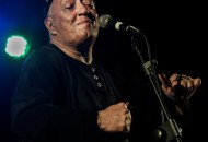 Trianon Viviani fine settimana in bellezza con Peppe Barra e le EbbaneSis Trianon Viviani fine settimana in bellezza con Peppe Barra e le EbbaneSis
