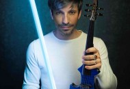 Andrea Casta, Il violinista “Jedi” dall’archetto luminoso approda per la prima volta al Teatro Ristori di Verona Andrea Casta, Il violinista “Jedi” dall’archetto luminoso approda per la prima volta al Teatro Ristori di Verona