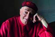 Peppe Barra al Teatro Sannazaro la Cantata dei Pastori. Per la nascita del verbo umanato Peppe Barra al Teatro Sannazaro la Cantata dei Pastori. Per la nascita del verbo umanato
