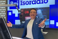 Ivana Spagna a Igor Righetti su Rai Isoradio: Il luogo più trasgressivo dove ho fatto l'amore? Sopra un calorifero acceso Ivana Spagna a Igor Righetti su Rai Isoradio: Il luogo più trasgressivo dove ho fatto l'amore? Sopra un calorifero acceso