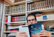 È in libreria “Comete”, il nuovo appassionante romanzo corale di Livio Leoni È in libreria “Comete”, il nuovo appassionante romanzo corale di Livio Leoni