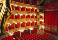 "La notte degli scrittori" è il 9 gennaio al Teatro Carignano